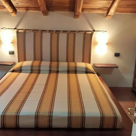 Un Tocco Di Antico Lejlighed *